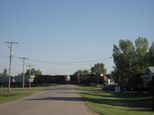 Train driving through Lang
