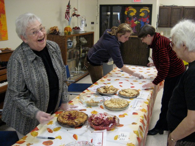 pie contest volunteers