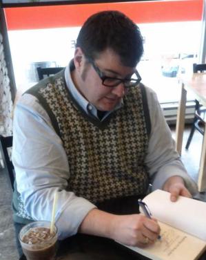 532274_10150654525184843_761204842_9463873_1548491238_n Ev signing his book